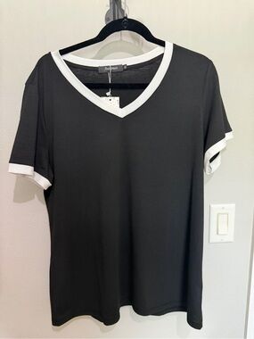 Short Sleeve V Neck Tee